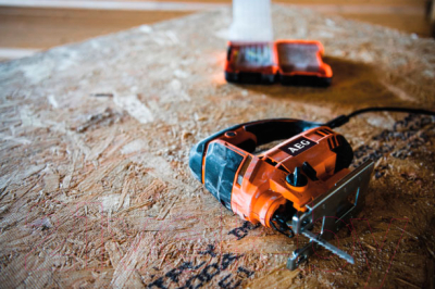 Профессиональный электролобзик AEG Powertools STEP 100