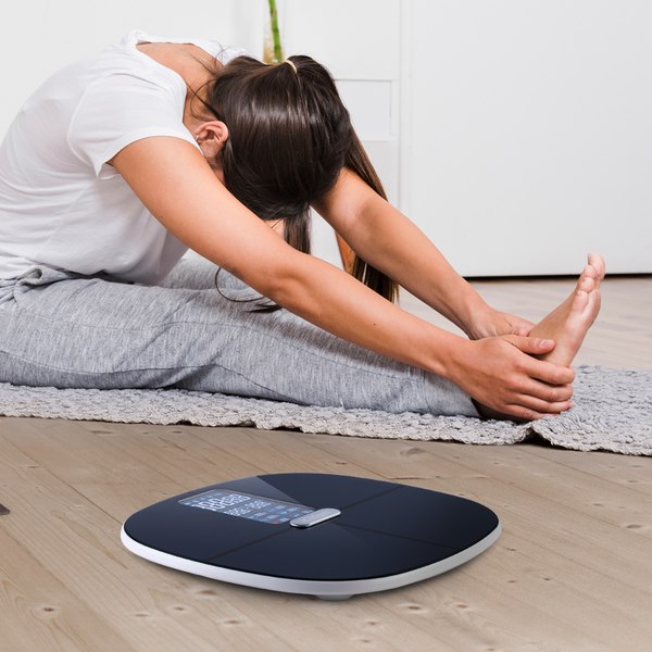 Напольные весы электронные Kitfort KT-809