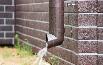 Колено трубы водосточной Grand Line ПВХ сливное RAL 3005