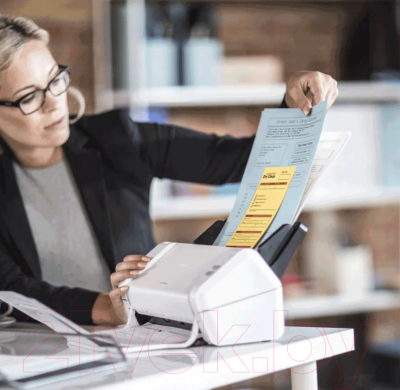 Протяжный сканер Brother ADS-2200