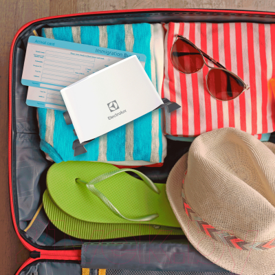 Ультразвуковой увлажнитель воздуха Electrolux Travel EHU 4015 (белый)