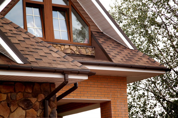 Колено трубы водосточной Ruplast RAL 8014