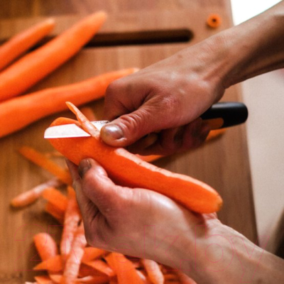 Нож Fiskars 1057544