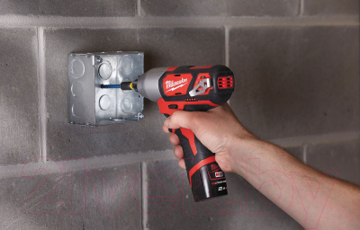 Аккумуляторный шуруповерт Milwaukee M12BID-0 / 4933441955