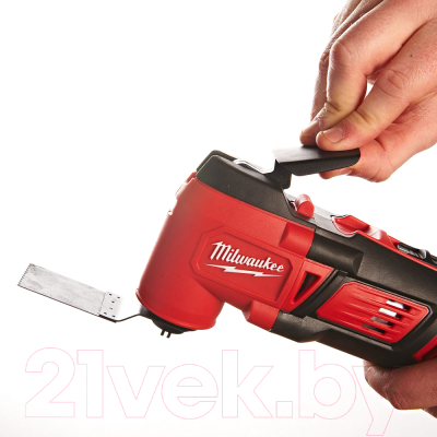 Профессиональный мультиинструмент Milwaukee M18 BMT-0 / 4933446203