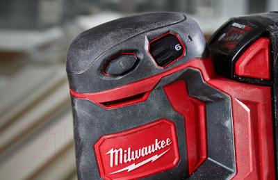 Эксцентриковая шлифовальная машина Milwaukee M18 BOS125-0 / 4933464228