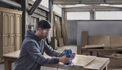 Фрезер Bosch GOF 130 (0.601.6B7.000)