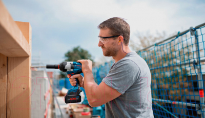 Профессиональный гайковерт Bosch GDS 18V-1050 H