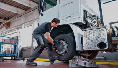 Профессиональный гайковерт Bosch GDS 18V-1050 H