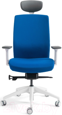 Кресло офисное Bestuhl J2 White Pl с подголовником и подлокотником (голубая ткань)