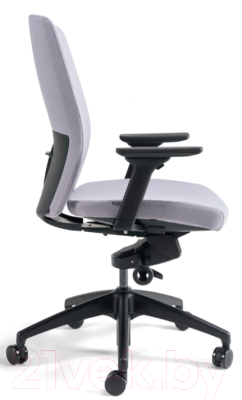 Кресло офисное Bestuhl J2 Black Pl без подголовника с подлокотником