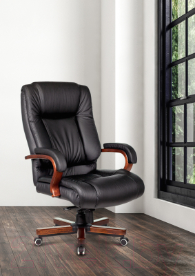 Кресло офисное Бюрократ Т-9925WALNUT/BLACK (черный/кожа крестовина дерево)