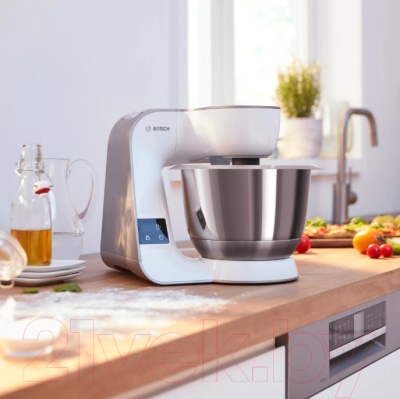 Кухонный комбайн Bosch MUM5XW10