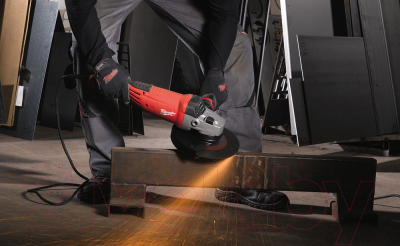 Угловая шлифовальная машина Milwaukee AGVK 24-230 EK / 4933451413