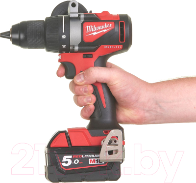 Аккумуляторная дрель-шуруповерт Milwaukee M18 BLDD2-0X / 4933464514