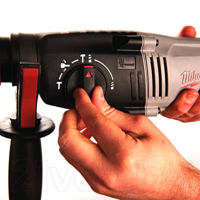 Перфоратор Milwaukee PH 28 / 4933396396