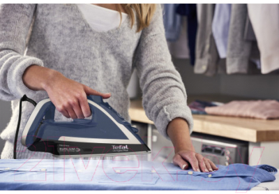 Утюг Tefal FV6824E0