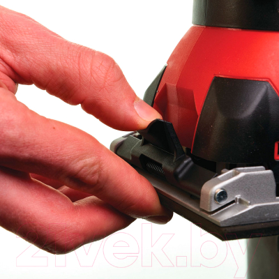 Вибрационная шлифовальная машина Milwaukee SPS 140 / 4933447015