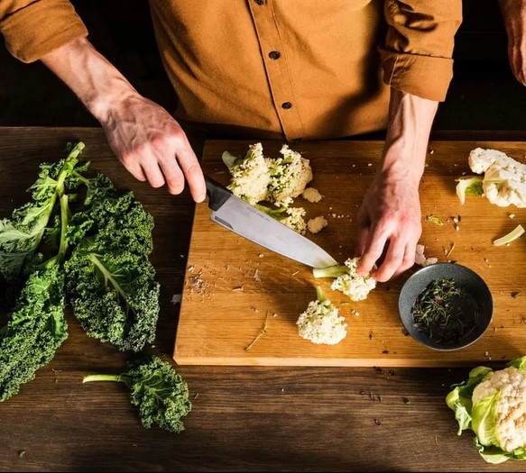 Нож Fiskars Hard Edge 1051747