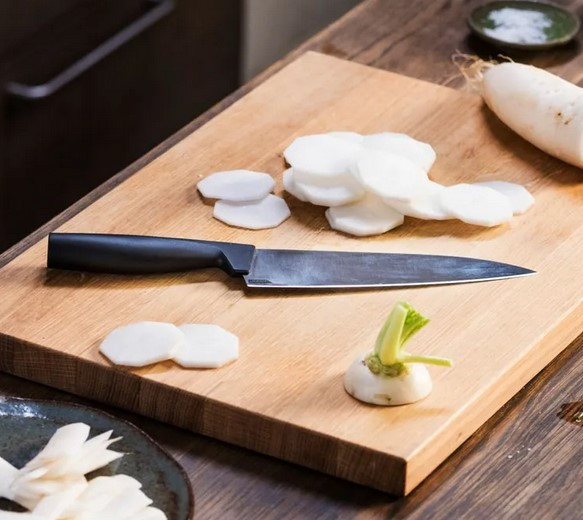 Нож Fiskars Hard Edge 1051747