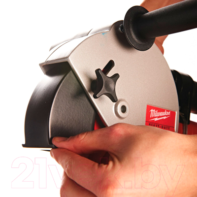 Штроборез Milwaukee WCE 30 / 4933383855