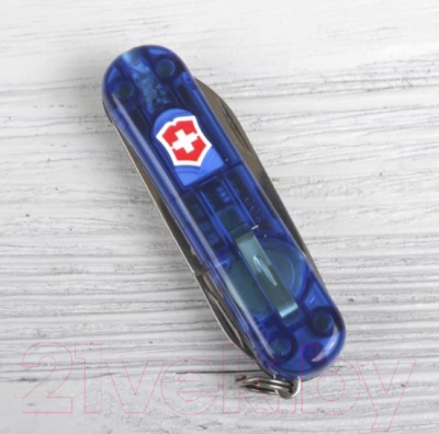 Нож туристический Victorinox Signature Lite 0.6226.T2