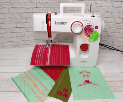 Швейная машина Leader Twist