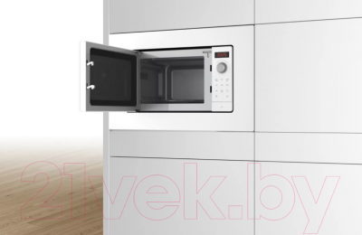 Микроволновая печь Bosch BFL623MW3