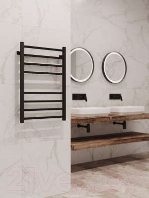 Полотенцесушитель водяной Stinox Quatro 50x80 / qu80 Ral 9005