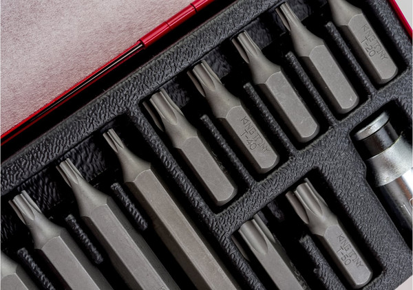 Набор бит King TONY 1015PQ