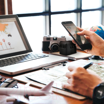 Адаптер питания сетевой Omega OTRA30W