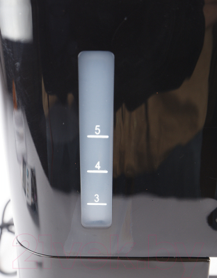 Капельная кофеварка Redmond RCM-M1528