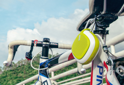 Портативная колонка Yoobao Mini Speaker Q3 (зеленый)