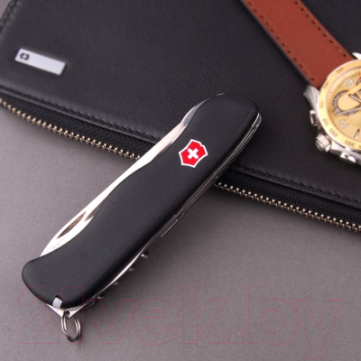 Нож швейцарский Victorinox Picknicker 0.8353.3