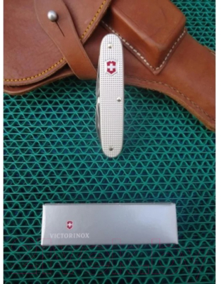 Нож швейцарский Victorinox Electrician 0.8120.26