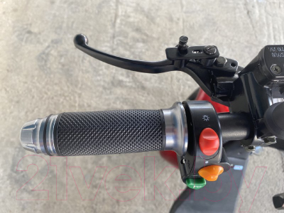 Электроскутер Yakama АР-Н0006B