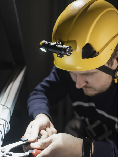 Крепление для фонаря Armytek Hard Hat Mount / AHM-03