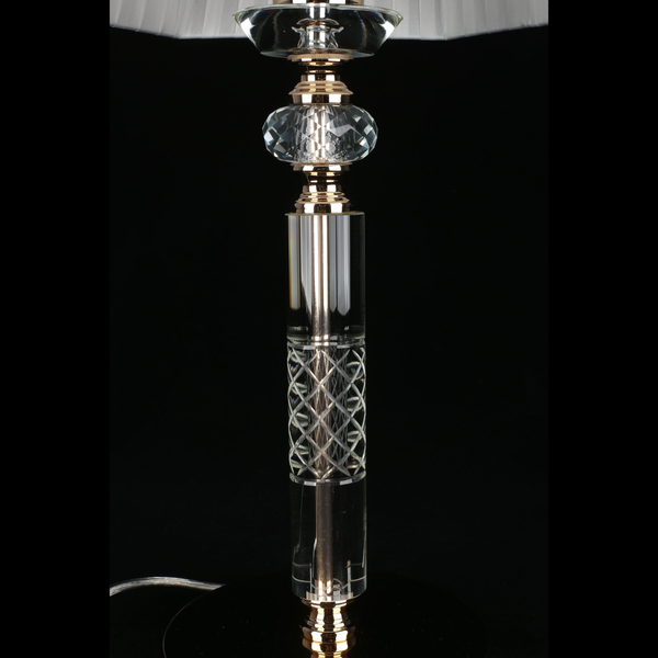 Прикроватная лампа Aployt Silvian APL.719.04.01