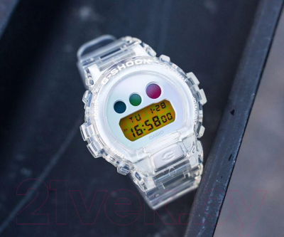 Часы наручные мужские Casio DW-6900SP-7E