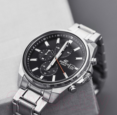 Часы наручные мужские Casio EFV-610D-1A