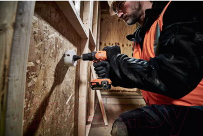 Профессиональная дрель-шуруповерт AEG Powertools BSB18G4-202C