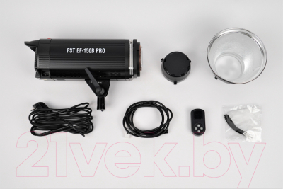 Осветитель студийный FST EF-150B Pro / ут-00000743