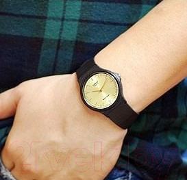 Часы наручные мужские Casio MQ-24-9E