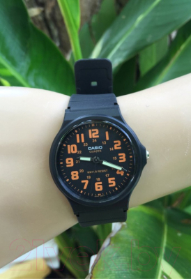 Часы наручные мужские Casio MQ-71-4B