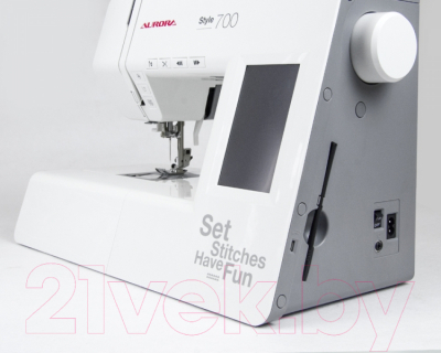 Швейная машина Aurora Style 700