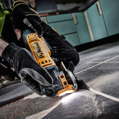 Профессиональный мультиинструмент DeWalt DWE315KT-QS