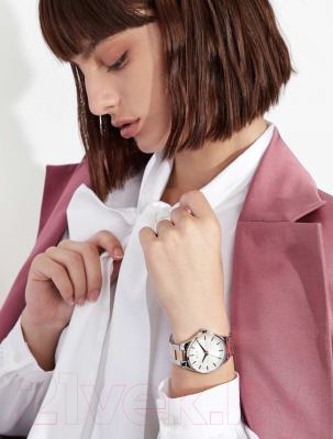 Часы наручные женские Armani Exchange AX5258