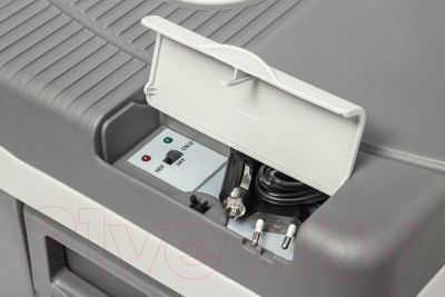 Автохолодильник Sundays SN-50