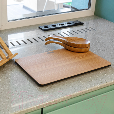 Рамка для выключателей и розеток Werkel W0051808 / a050926