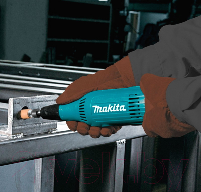 Профессиональная прямая шлифмашина Makita GD0603